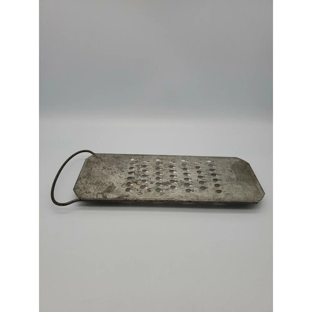 Vintage Rapid Slaw and Vegetable Cutters Bluffton O Cheese Grater With Handle